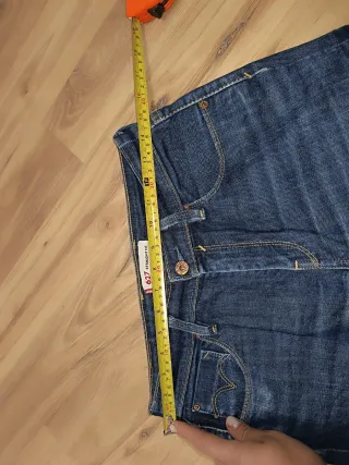 Set Felpa Puma + Jeans Levis