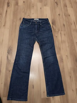 Set Felpa Puma + Jeans Levis