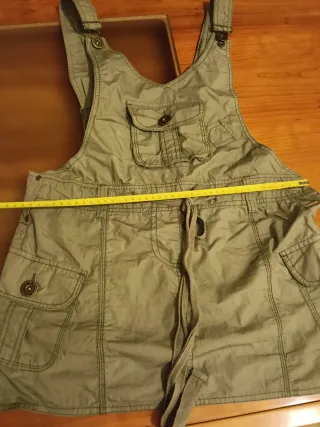 Vestido peto verde militar