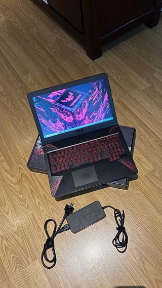 Portátil Asus TUF FX504G i5 GTX 1050 Ti