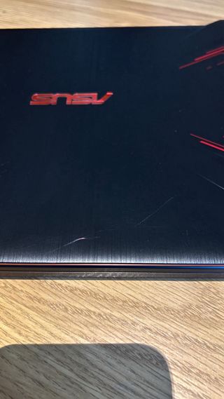 Portátil Asus TUF FX504G i5 GTX 1050 Ti