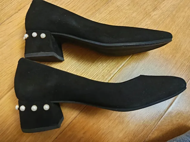 Zapatos tacón ante negro perlas talla 38