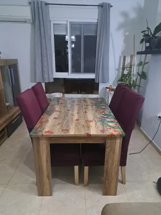 Mesa extensible comedor + 5 sillas