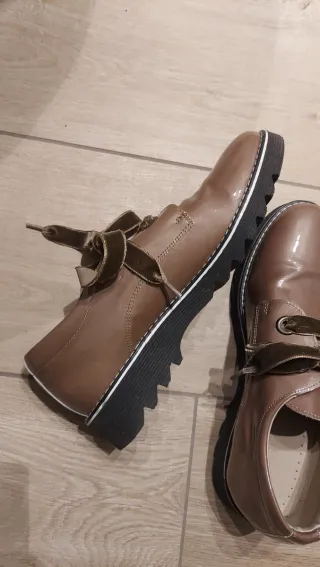 Zapatos charol niña talla 37