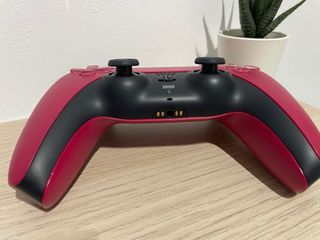 Mando DualSense PS5 Rojo y Negro