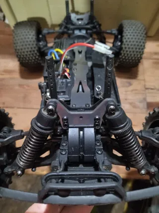 Truggy Absima 1/10