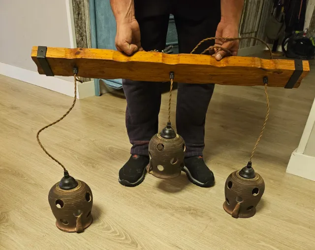 Lámpara artesanal madera 3 botijos