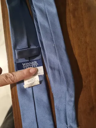 Corbata CEU Azul en perfecto estado