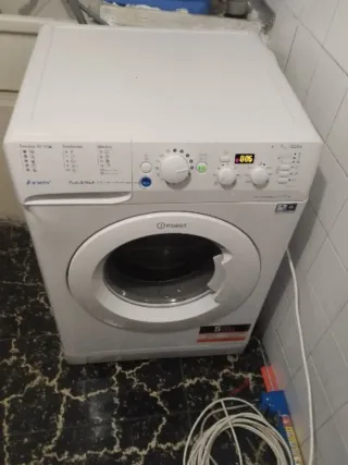 Lavadora Indesit casi nueva