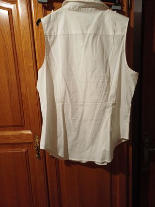 Camisa blanca sin mangas