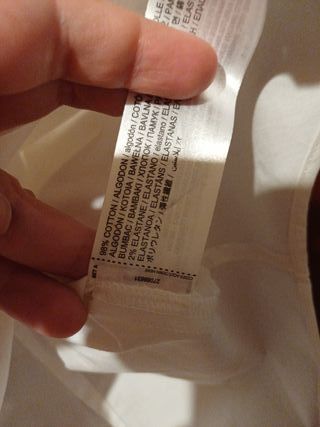 Camisa blanca sin mangas