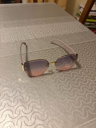 Gafas de sol Chanel degradado rosa y morado