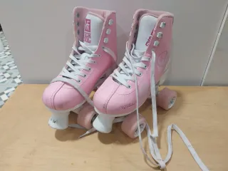 Patines de 4 ruedas rosas talla 31-34