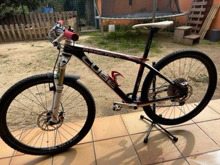 Bicicleta Cube 27.5 Carbono Talla S 