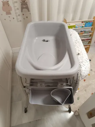 Bañera Cambiador Bebé Chicco (valorada en 159 €)