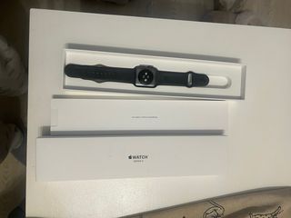 iPhone 11 y Apple Watch S3