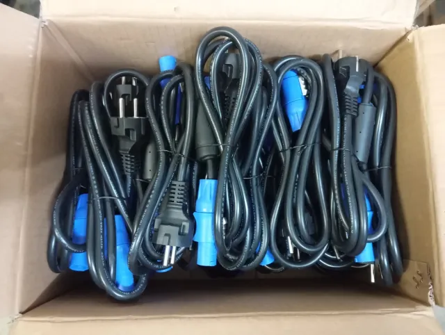 Cable Shucko-Powercon Neutrik