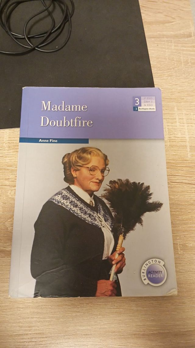 MADAME DOUBTFIRE 3§ESO BAR