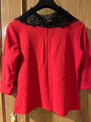 Blusa mujer encaje negro y rojo