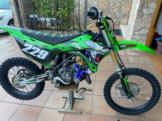 Kawasaki 65 CV