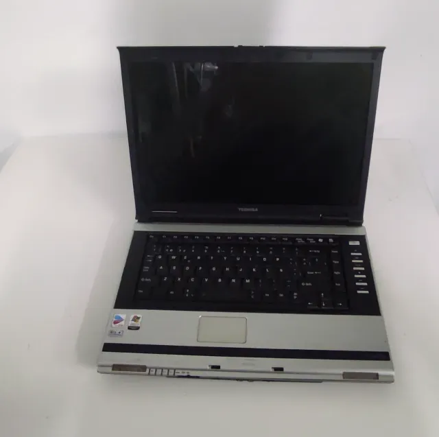 Portátil Toshiba Satellite M70-308