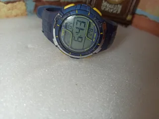 Reloj Formula Azul y Amarillo