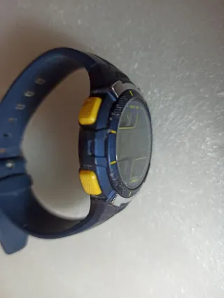 Reloj Formula Azul y Amarillo