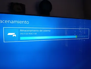 PS4 (PlayStation 4) Negra + Mando y Juego
