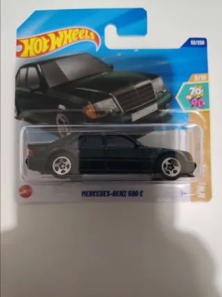 Hot Wheels Mercedes-Benz 500 E