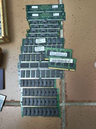 Lote de Memoria RAM 