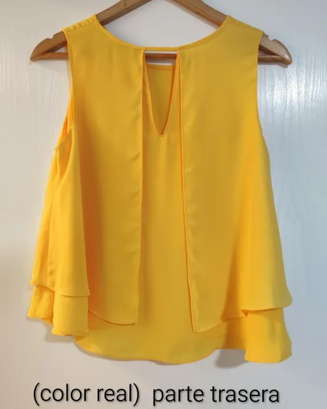 Blusa sin mangas amarilla