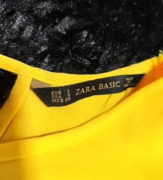 Blusa sin mangas amarilla