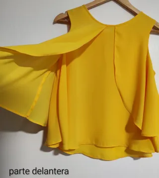 Blusa sin mangas amarilla