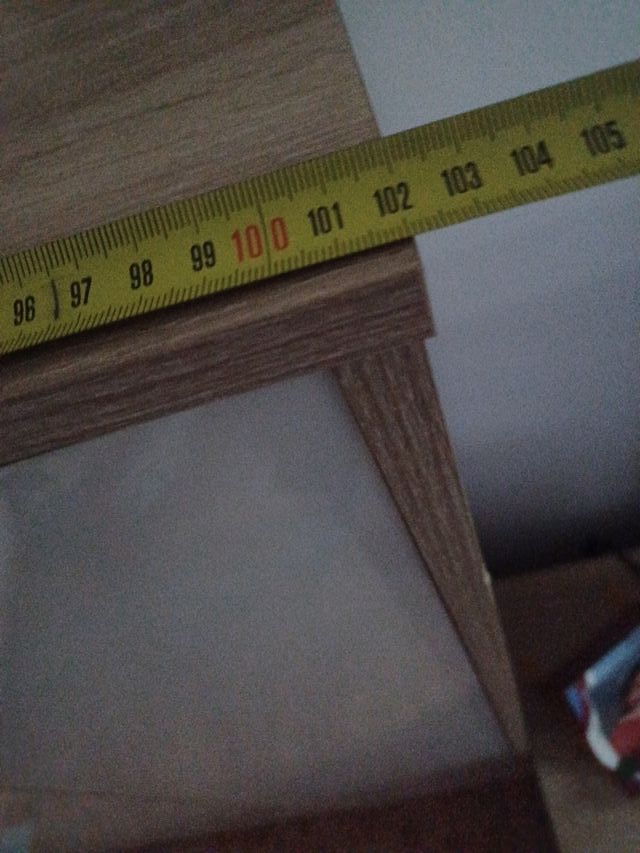 Zapatero blanco y madera. 