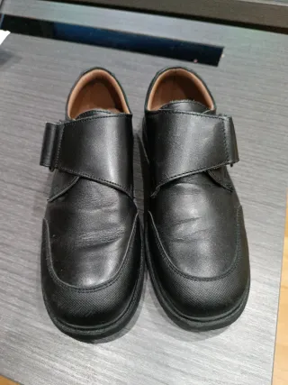 Zapatos colegiales negros talla 35