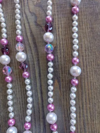 Collar largo perlas rosas y moradas