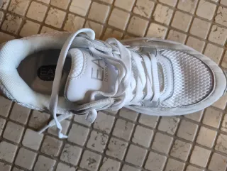 Zapatillas Emporio Armani Blancas
Sin estrenar