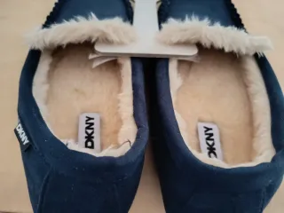 Zapatillas DKNY casa azul y beige