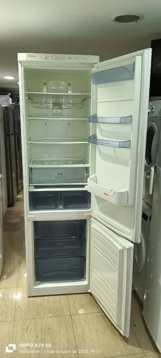 NEVERA COMBI EDESA NO FROST ENERGÍA A+