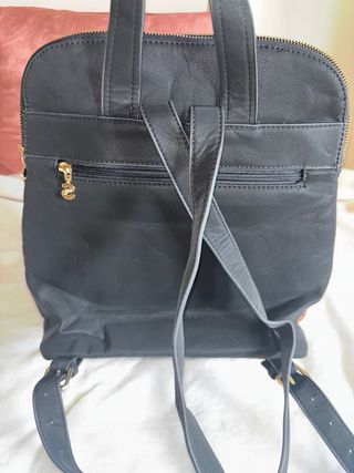 Mochila Desigual bordada