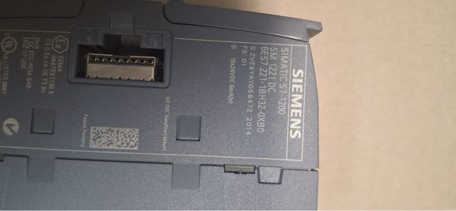 Siemens SIMATIC S7-1200 SM 1221 DC