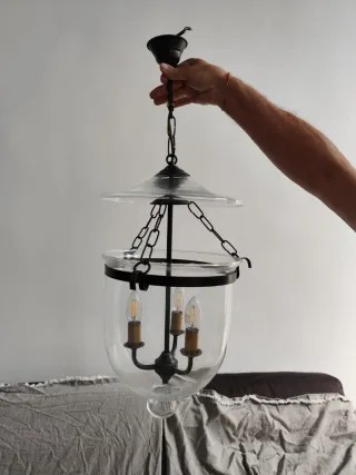 Lámpara colgante de cristal y metal