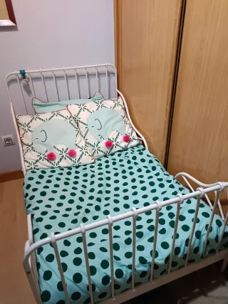 Cama infantil extensible blanca