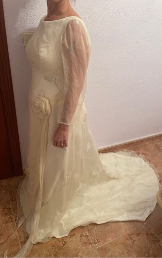 Vestido de Novia Beige