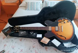 Gibson ES-335 Sunburst Satin -- 2024 -- IMPECABLE