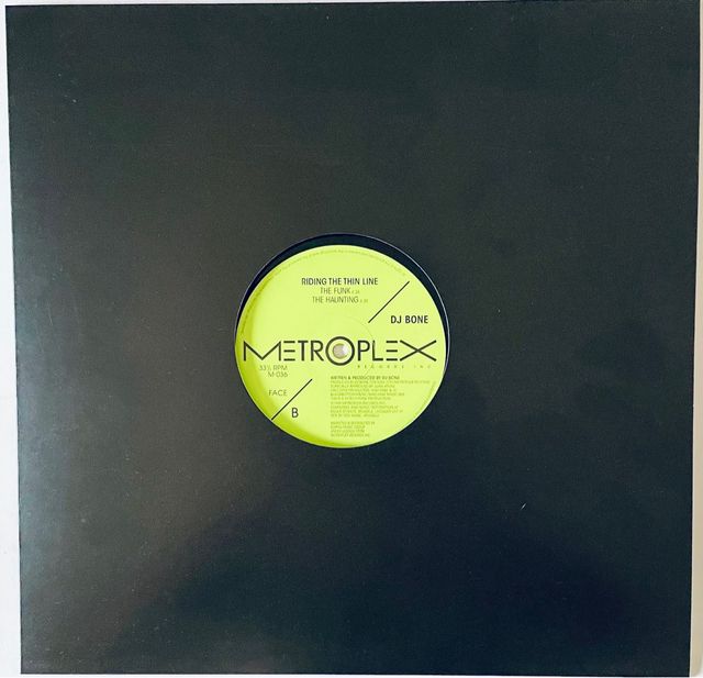DJ Bone - Riding The Thin Line > TECHNO