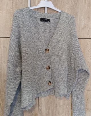 Cárdigan Bershka gris talla S