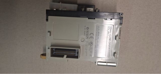 Alimentatore PLC + PLC OMRON CPU11 CJ1M