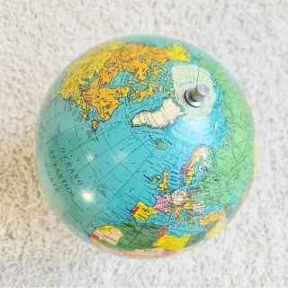 Globo terráqueo Dalmau Carles Pla. Vintage, 50s.