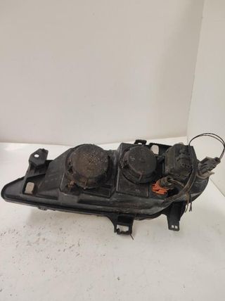 Renault 299798 faro derecho 67743629 megane i fase